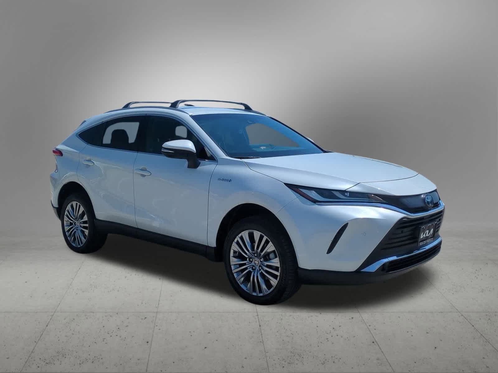 Thumbnail: 2021 Toyota Venza - 8