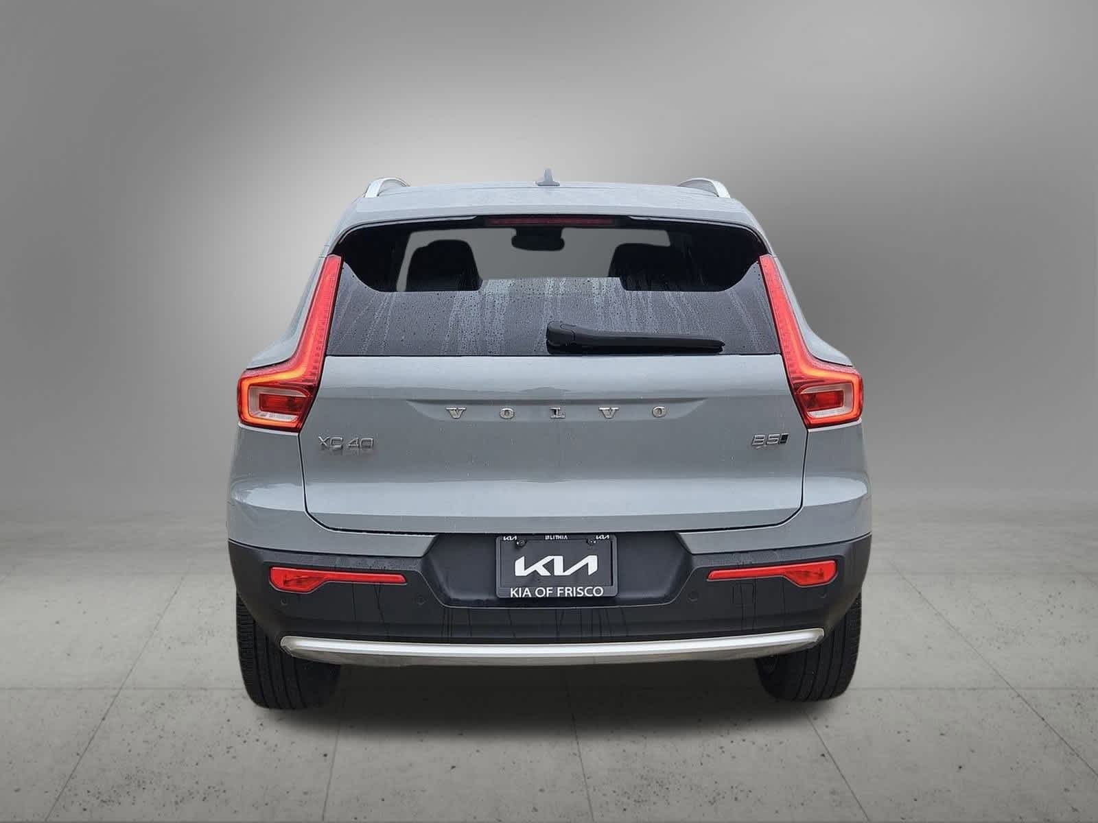 Thumbnail: 2024 Volvo XC40 - 5