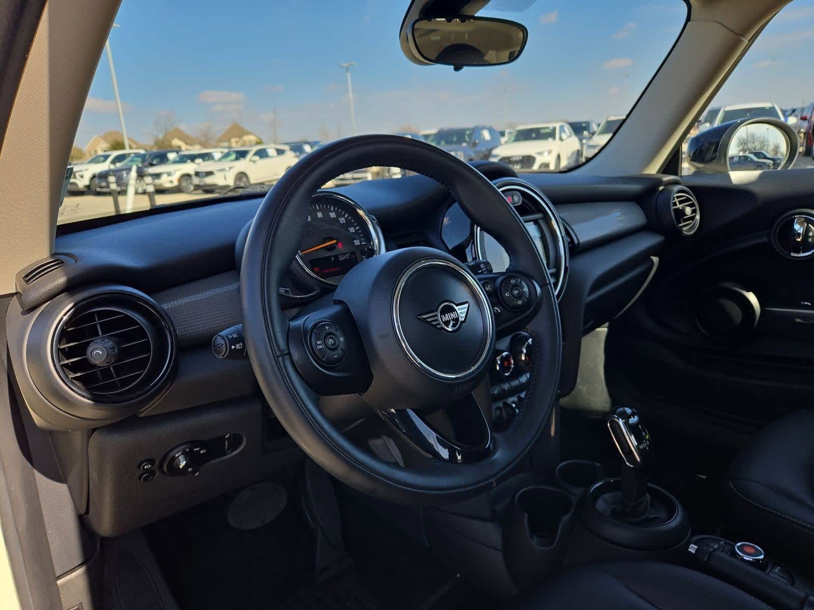 Thumbnail: 2020 MINI Cooper Hardtop - 2