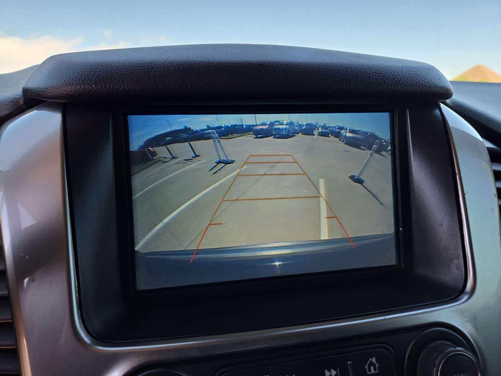 Thumbnail: 2019 Chevrolet Tahoe - 30