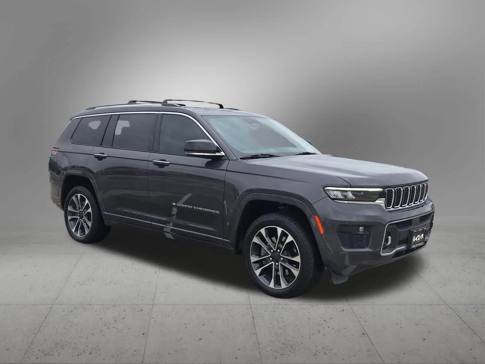 Thumbnail: 2022 Jeep Grand Cherokee - 8