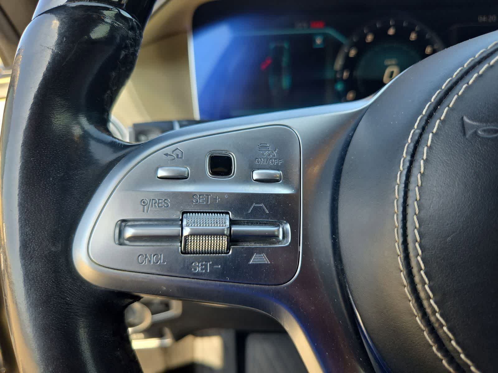 Thumbnail: 2018 Mercedes-Benz S-Class - 23