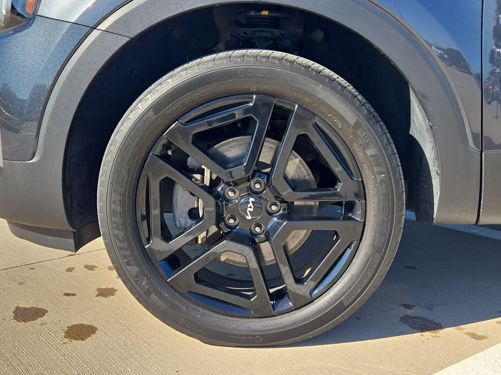 Thumbnail: 2023 Kia Telluride - 12