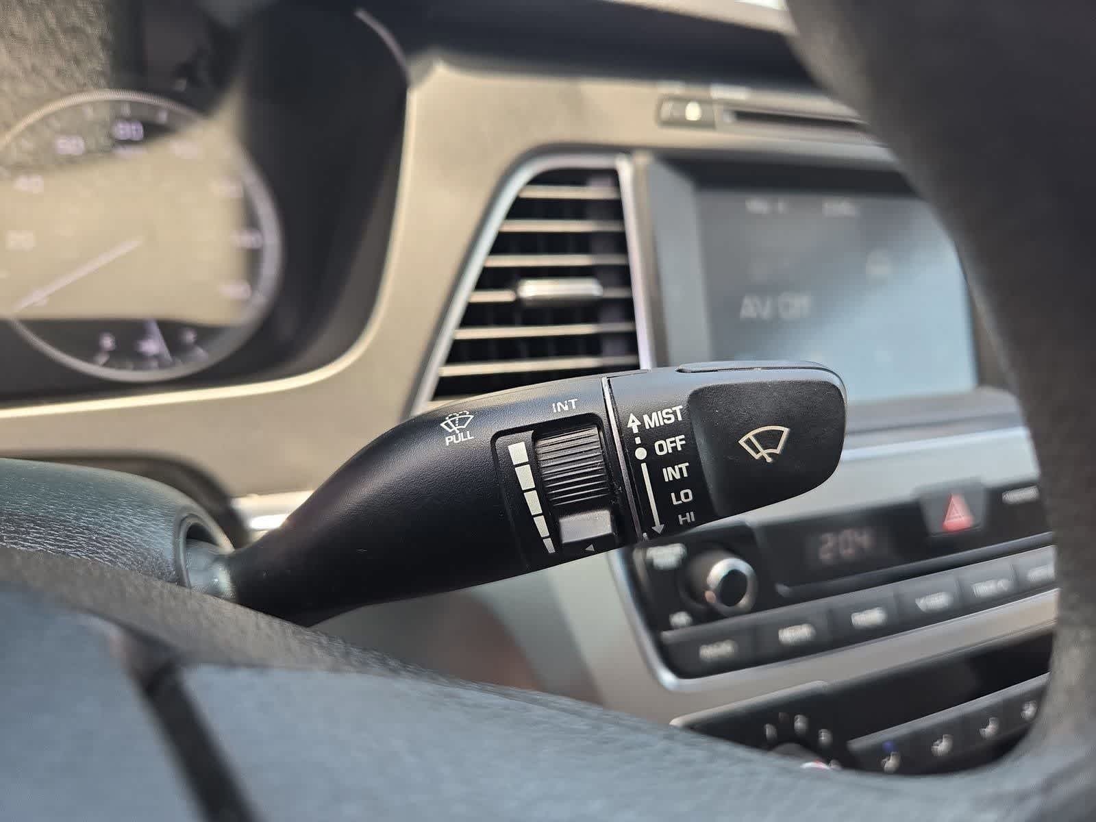 Thumbnail: 2017 Hyundai Sonata - 23