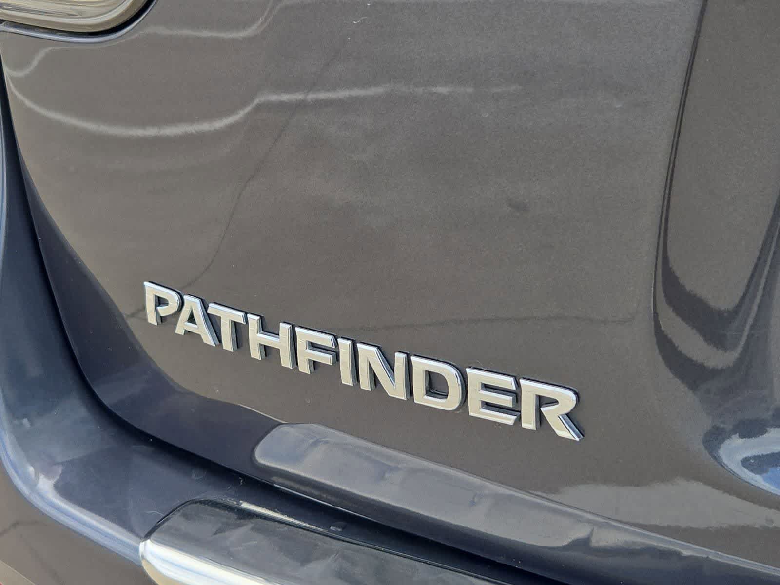 Thumbnail: 2014 Nissan Pathfinder - 12