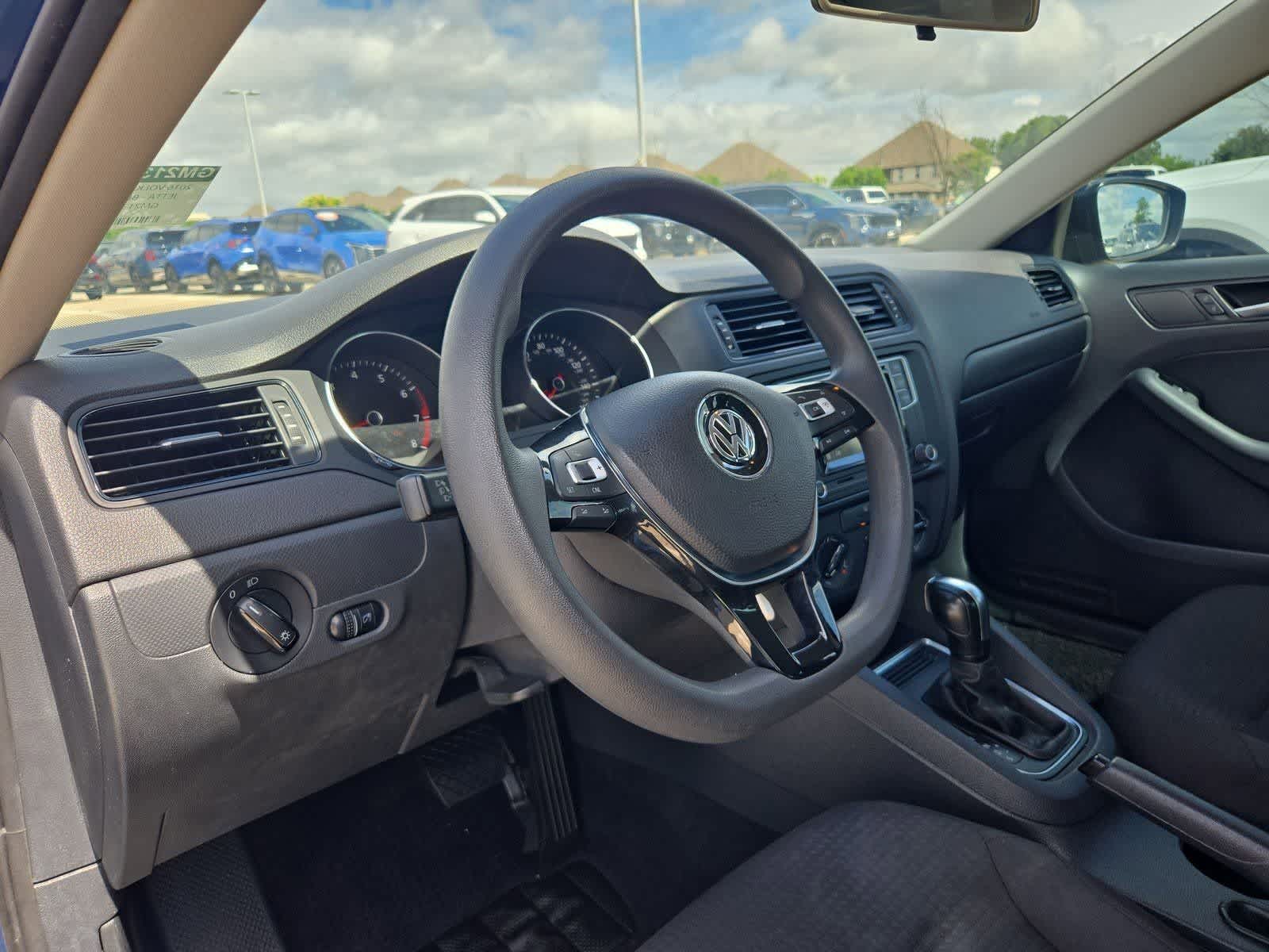 3VW267AJ2GM213155