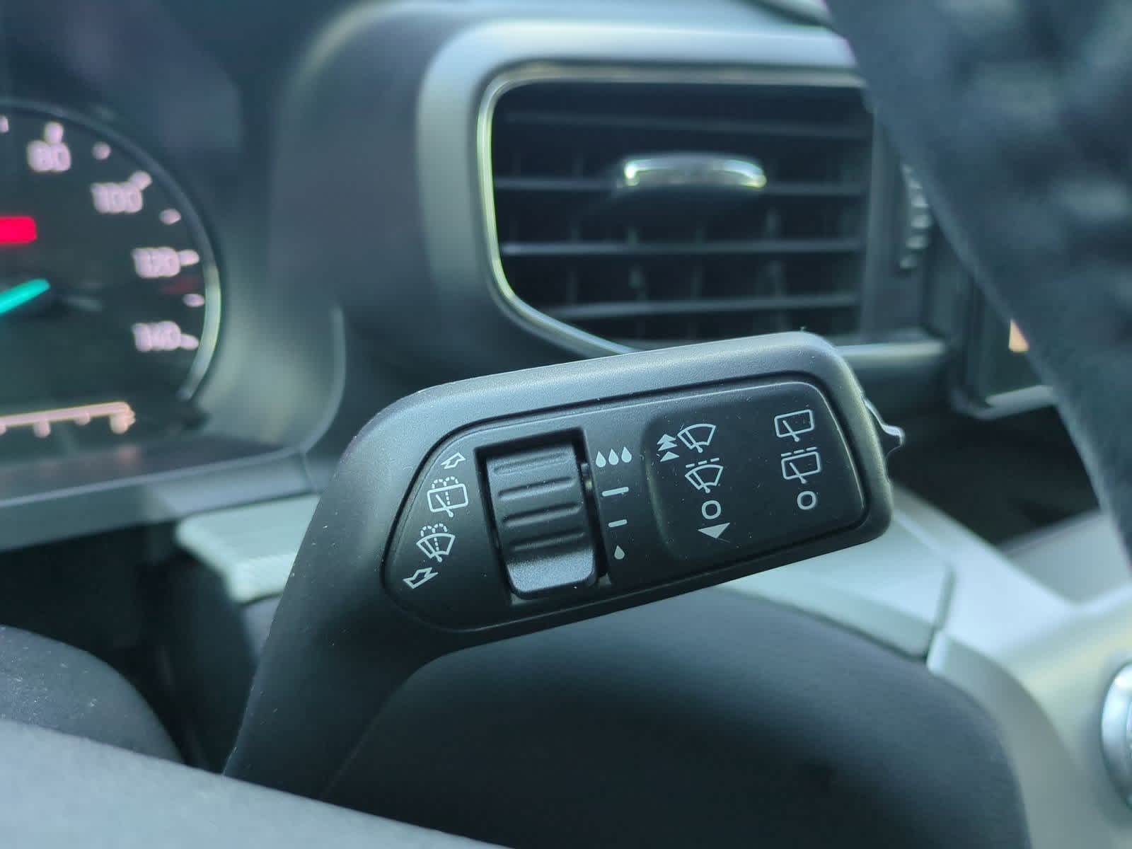 Thumbnail: 2022 Ford Explorer - 27