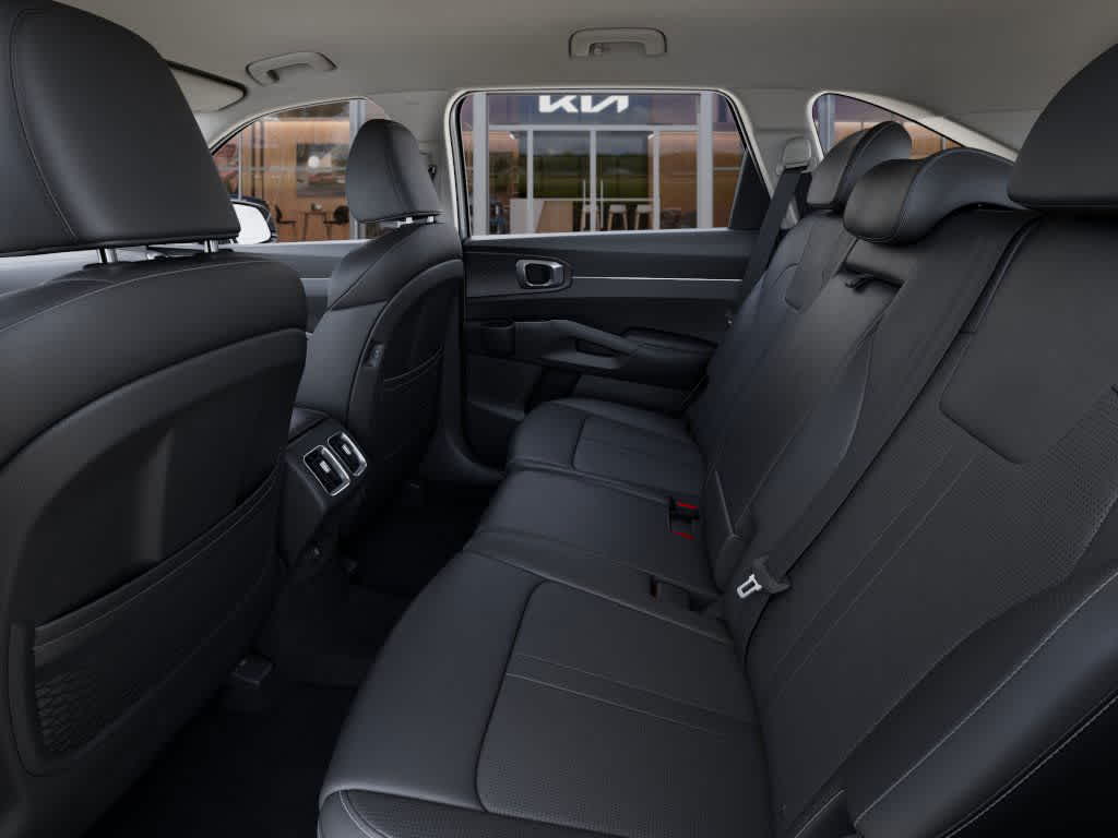 2025 Kia Sorento S 18