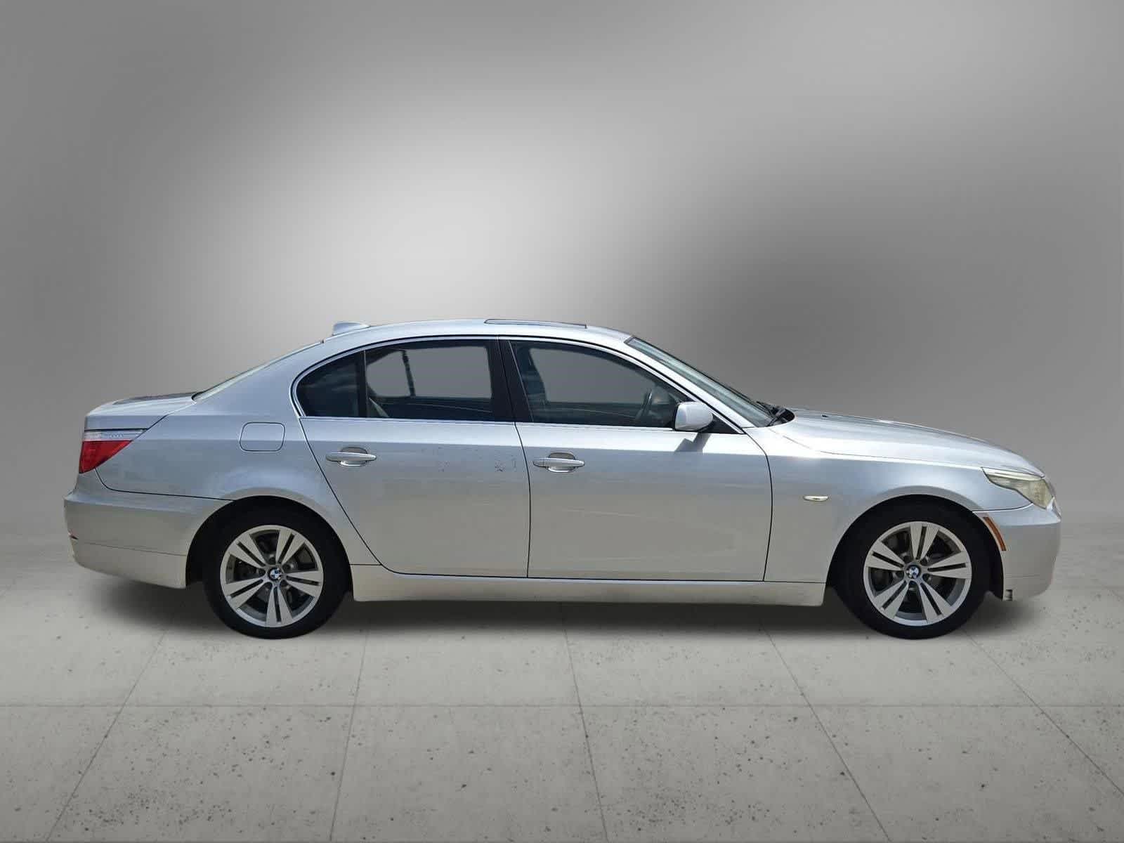 Thumbnail: 2009 BMW 5 Series - 7