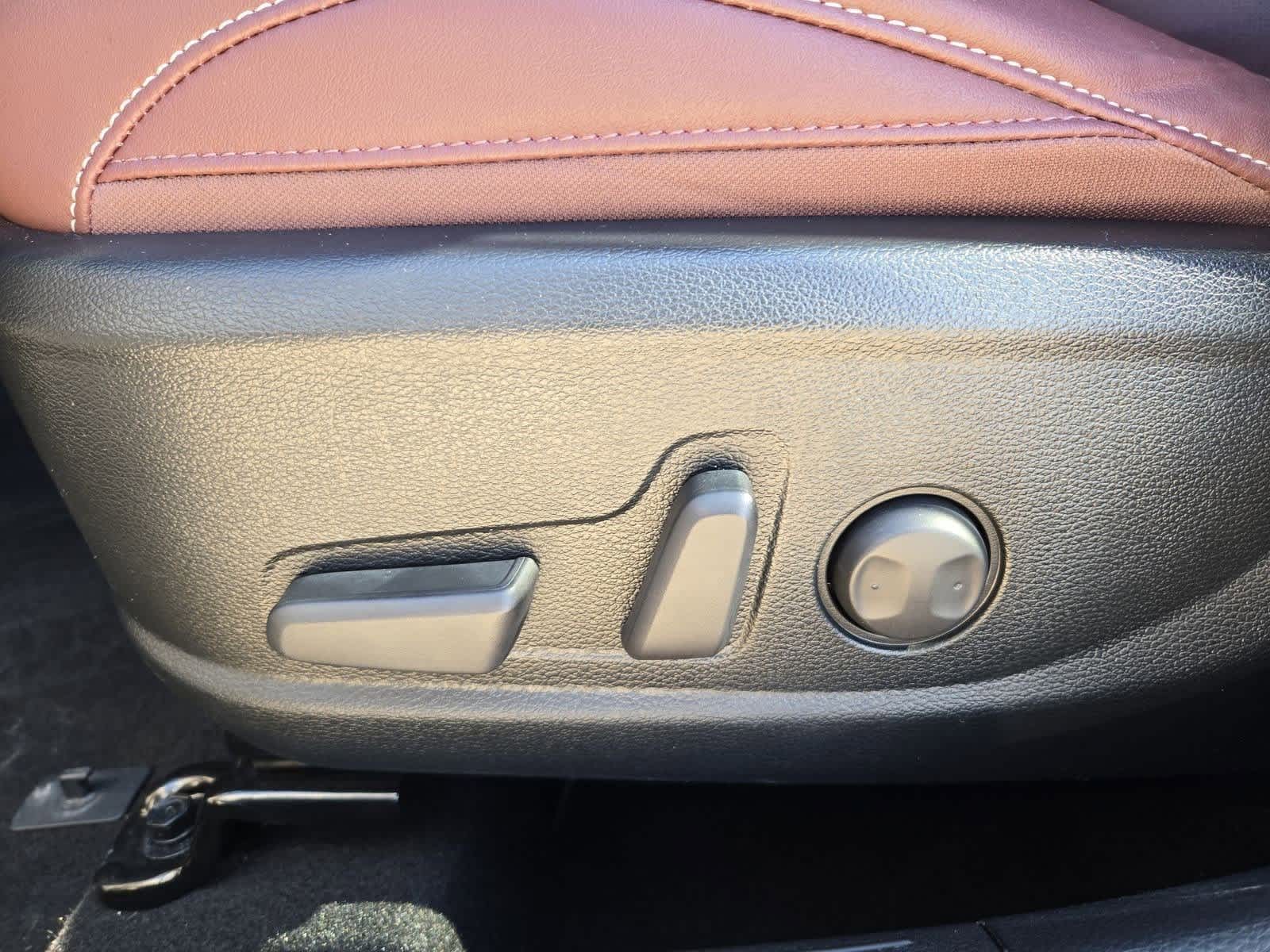 Thumbnail: 2023 Kia Seltos - 15