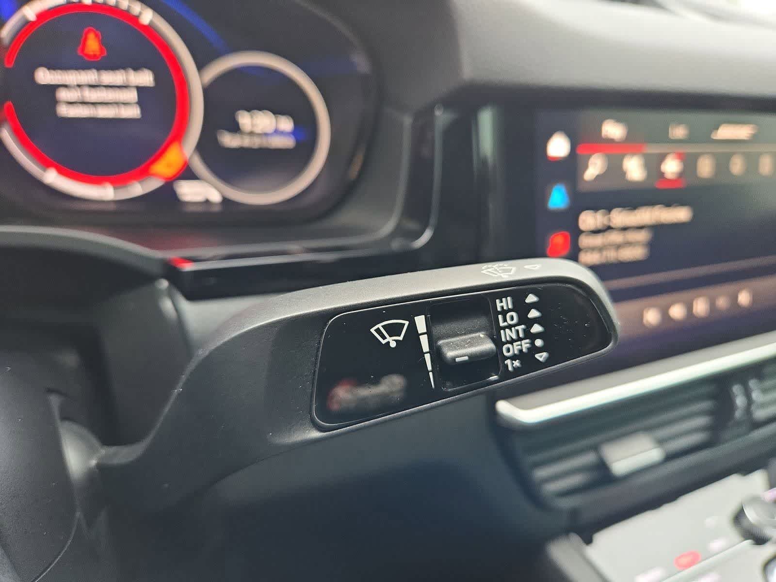 Thumbnail: 2022 Porsche  - 25