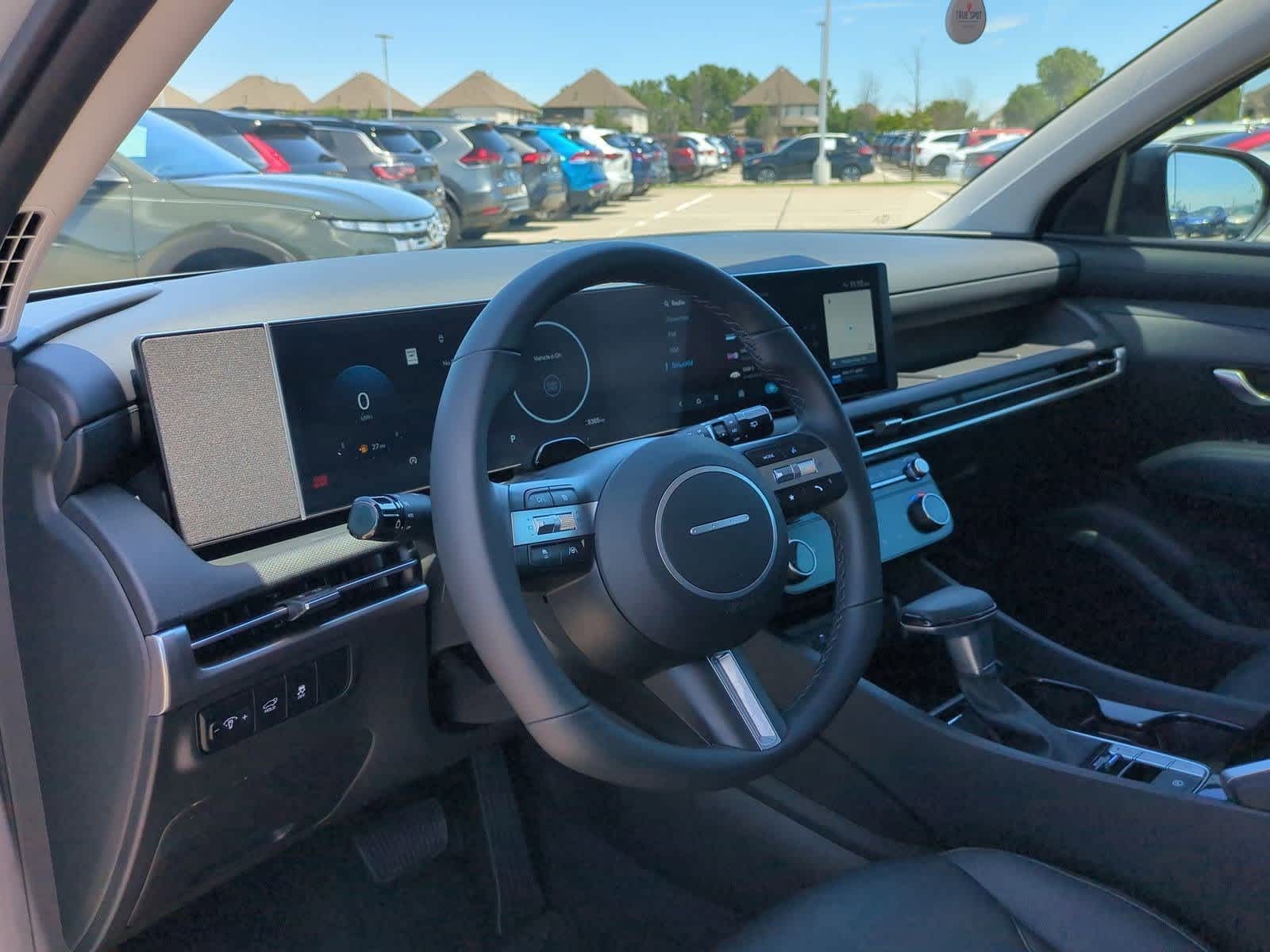 2025 Hyundai Tucson SEL Convenience photo 2