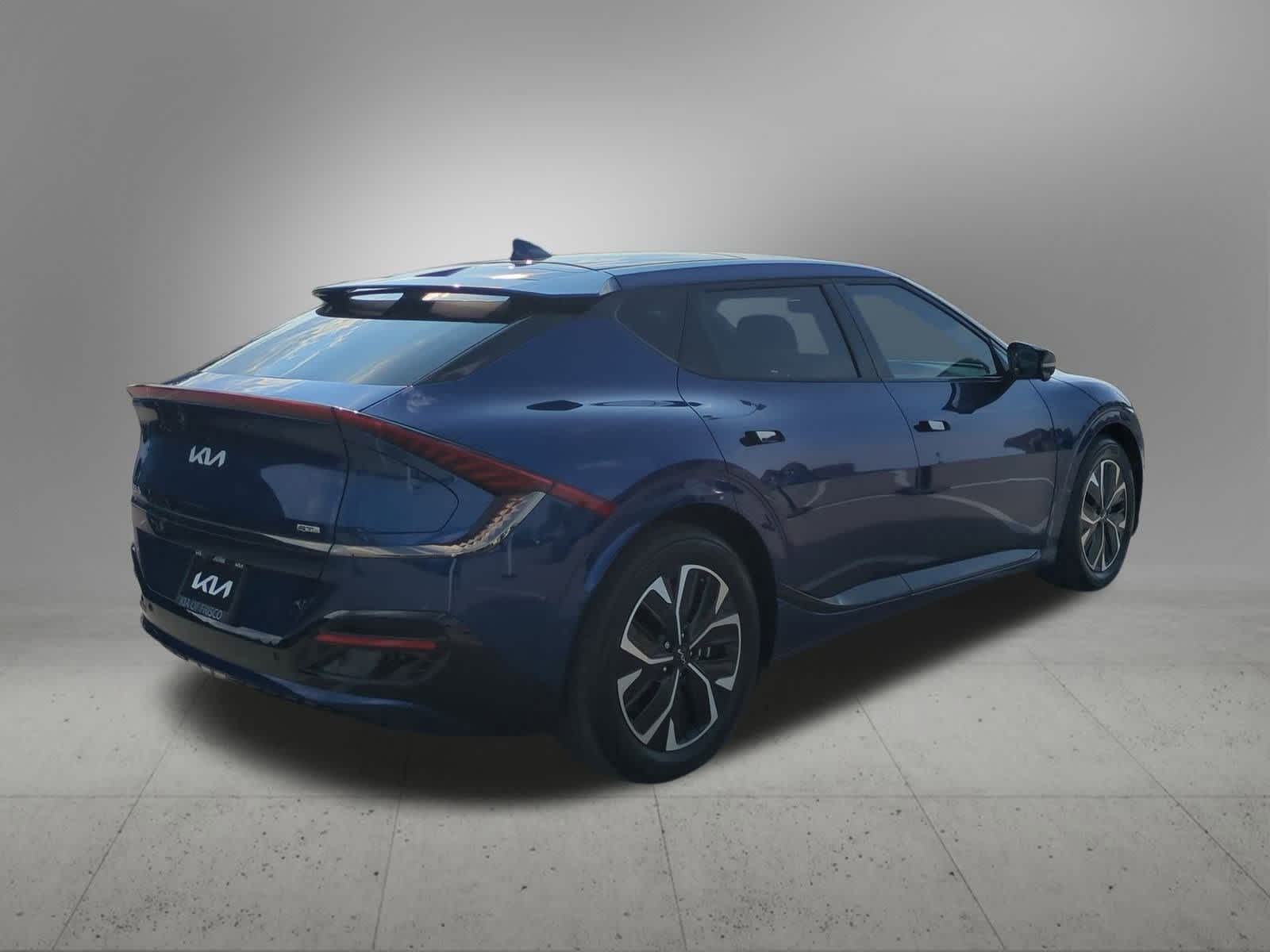 Thumbnail: 2022 Kia EV6 - 6