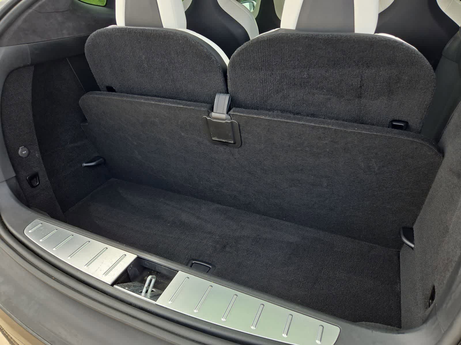Thumbnail: 2018 Tesla Model X - 29