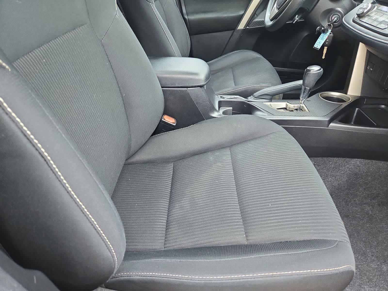 Thumbnail: 2014 Toyota RAV4 - 22