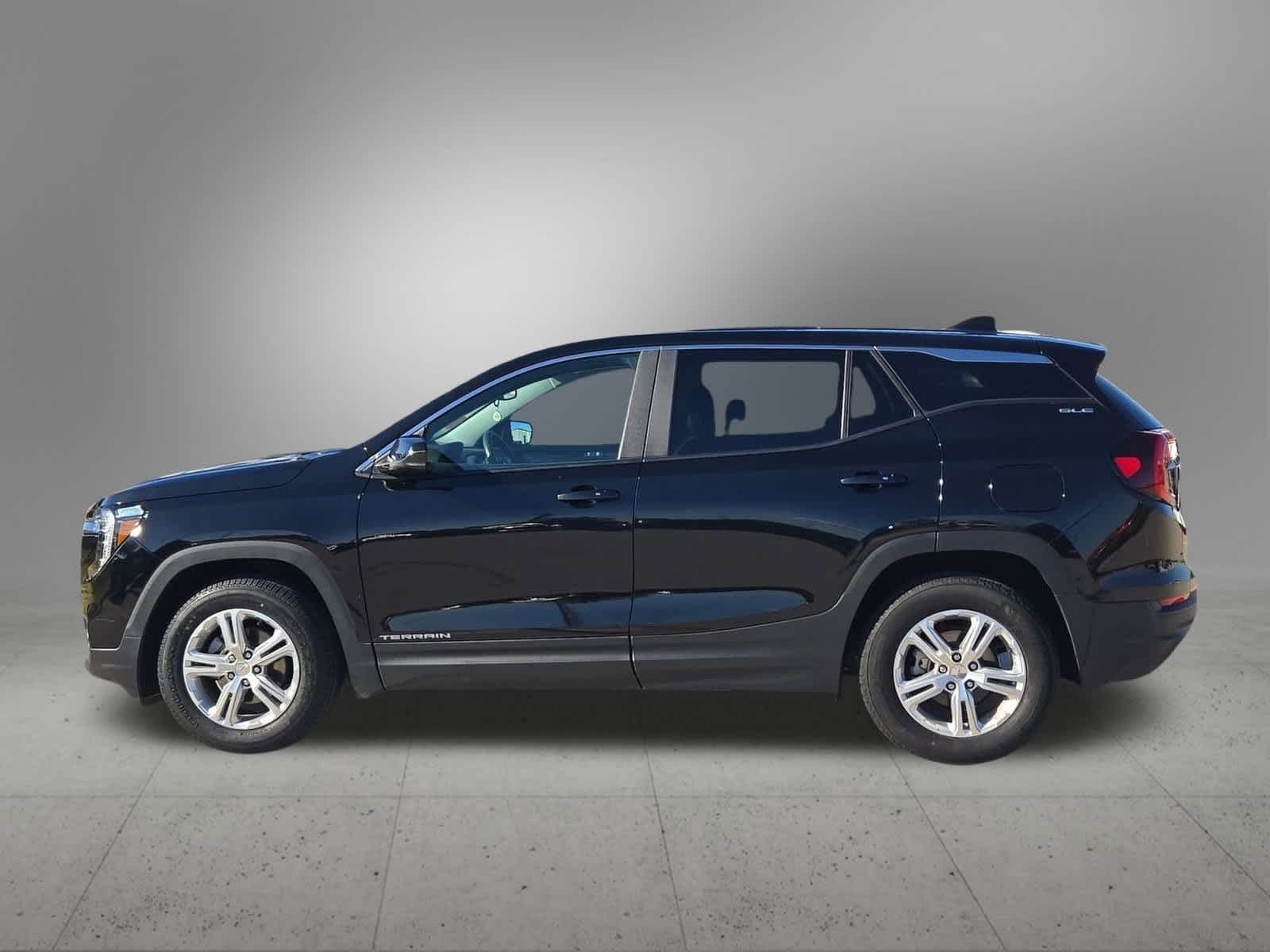 Thumbnail: 2024 GMC Terrain - 3