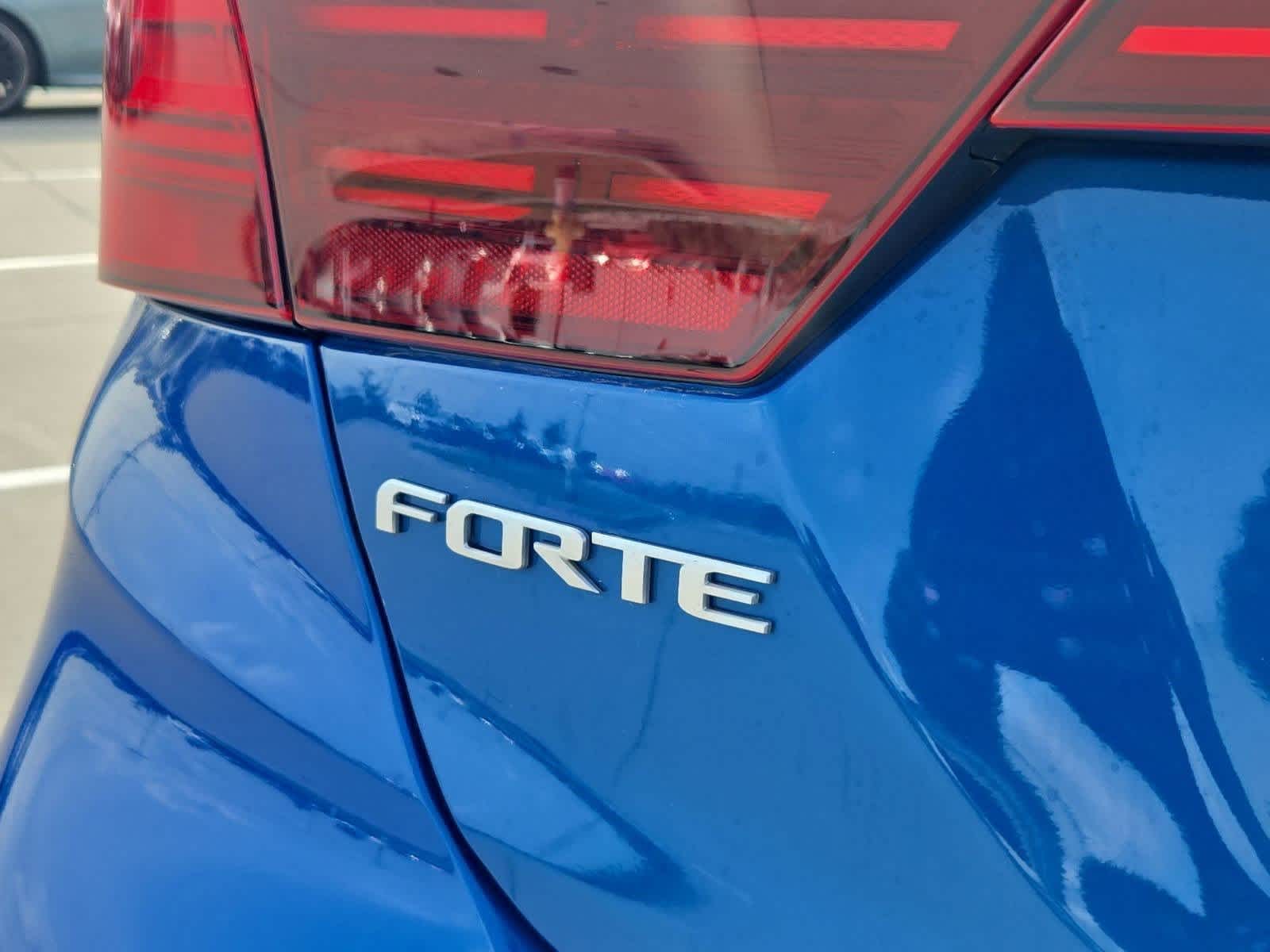 Thumbnail: 2023 Kia Forte - 12