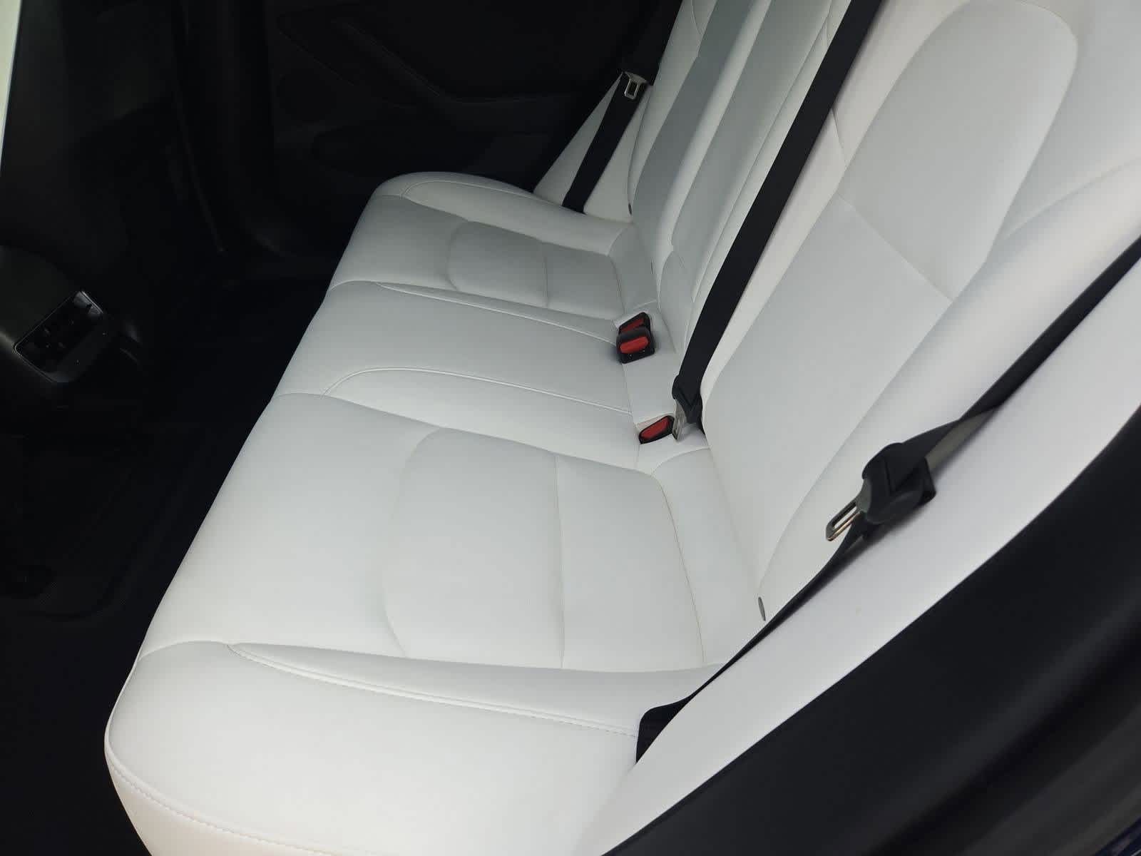 Thumbnail: 2023 Tesla Model 3 - 17