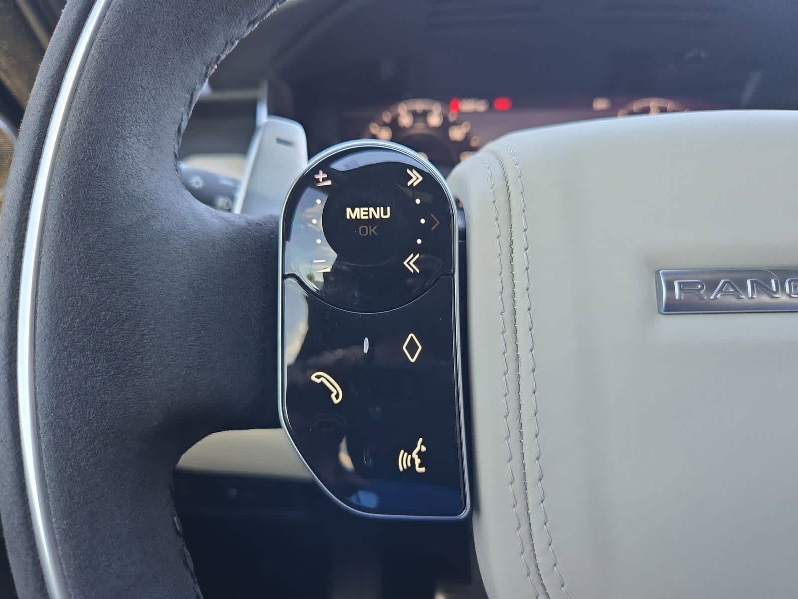 Thumbnail: 2021 Land Rover Range Rover Sport - 24