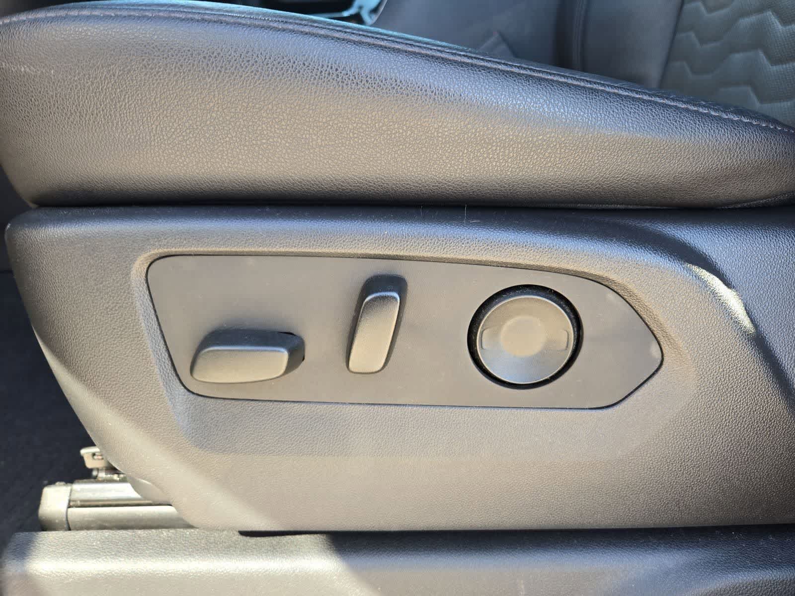 Thumbnail: 2023 Chevrolet Silverado 1500 - 15