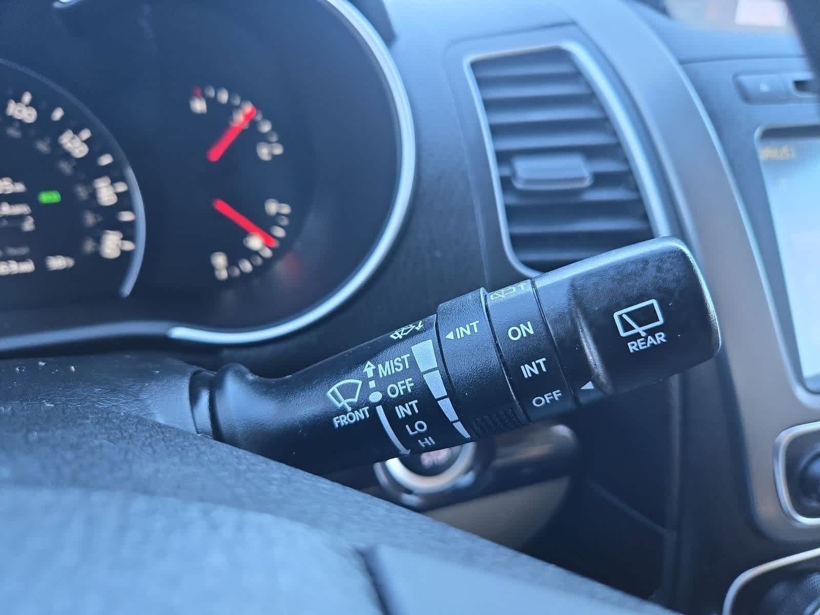 Thumbnail: 2015 Kia Sorento - 26