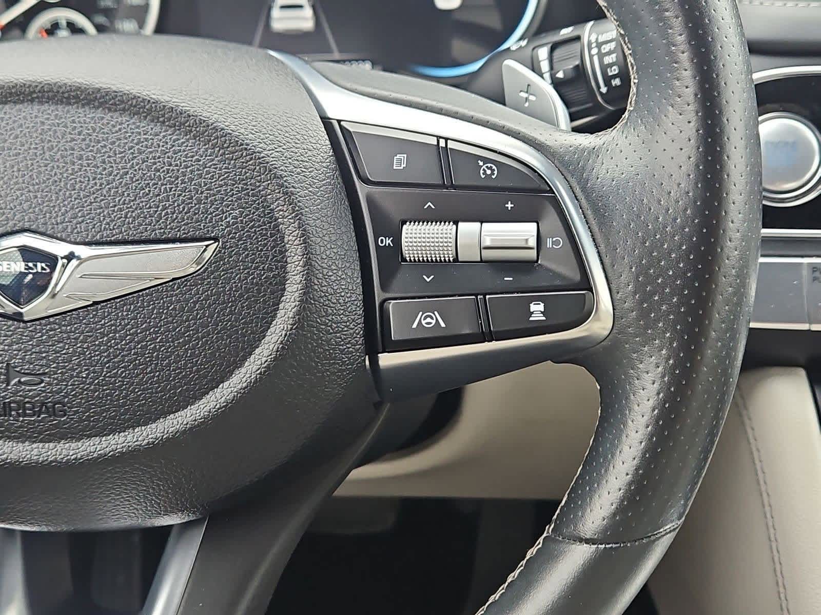 Thumbnail: 2023 Genesis G70 - 23