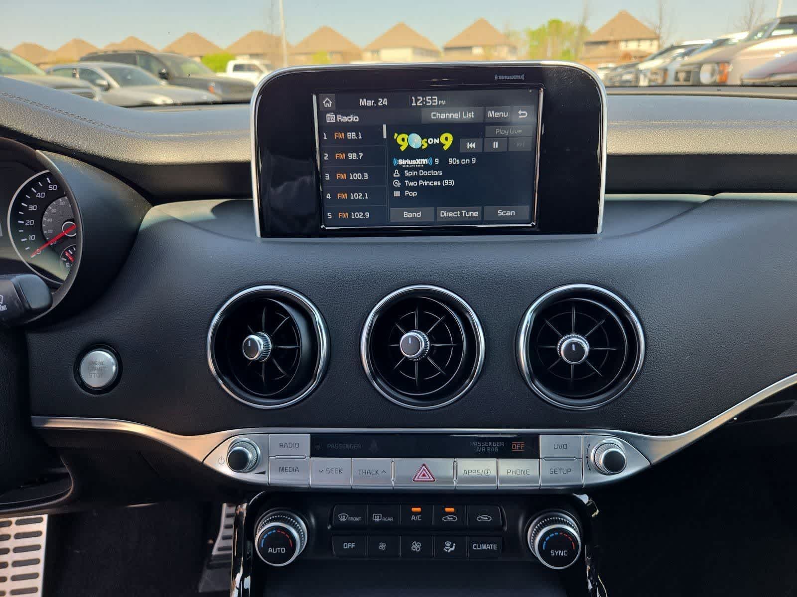 Thumbnail: 2019 Kia Stinger - 25