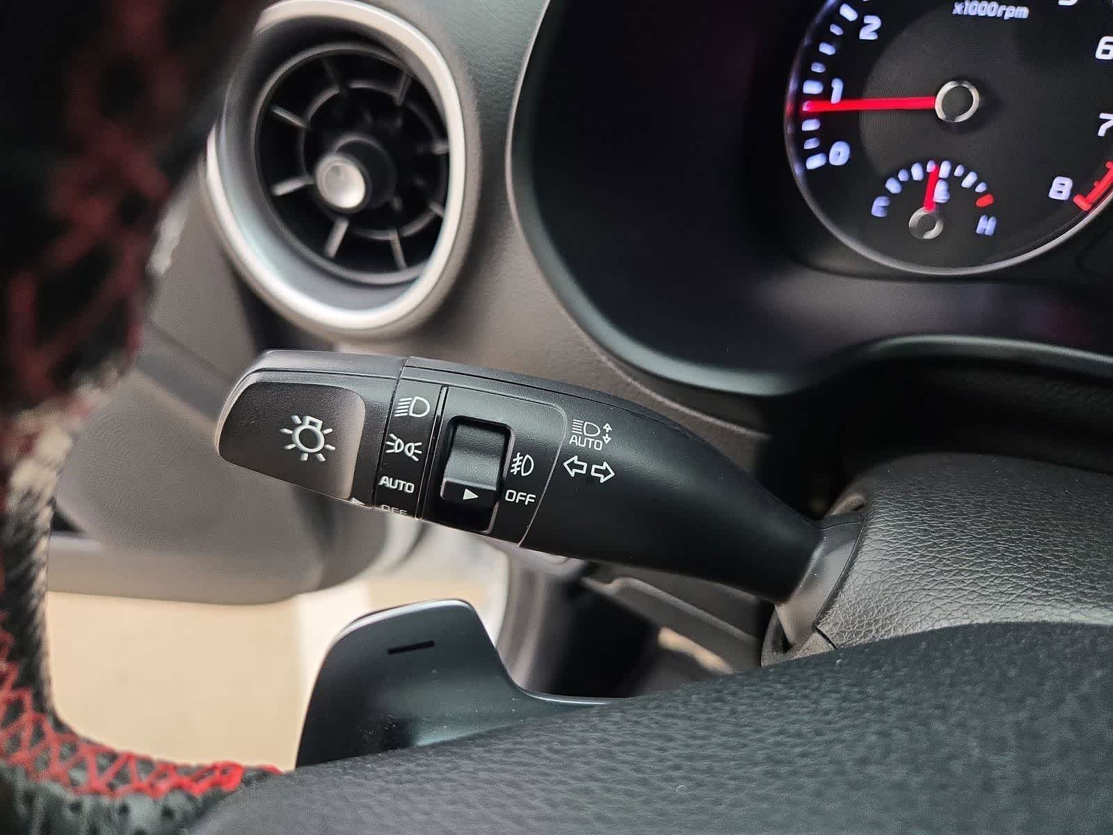 Thumbnail: 2023 Kia Forte - 25