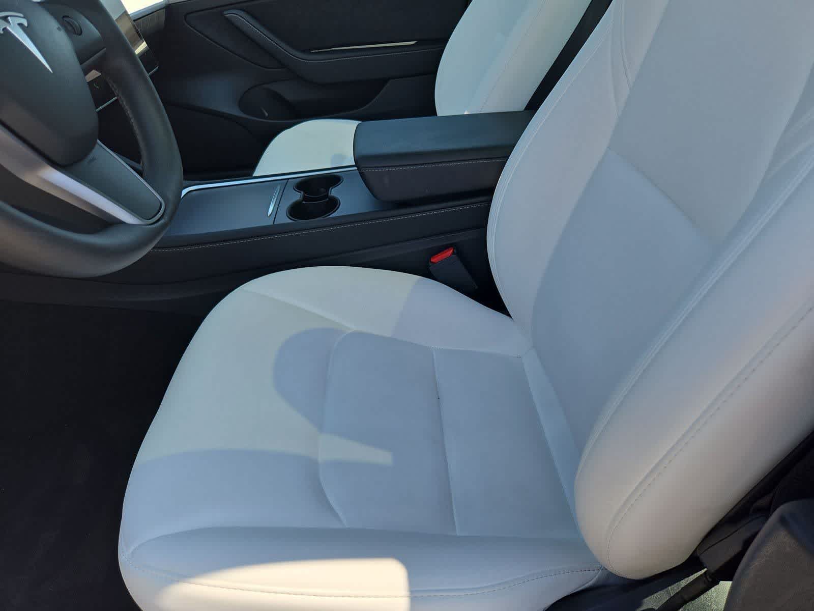 Thumbnail: 2023 Tesla Model 3 - 13