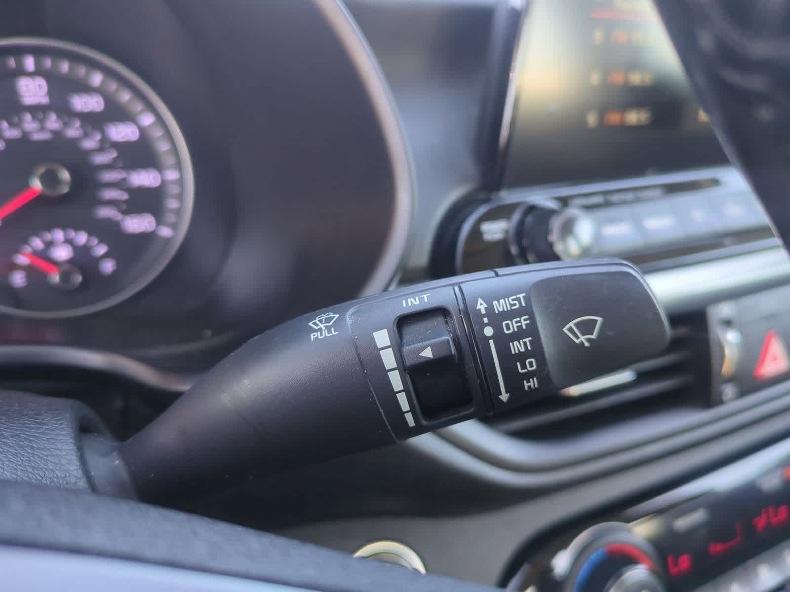 Thumbnail: 2021 Kia Forte - 27