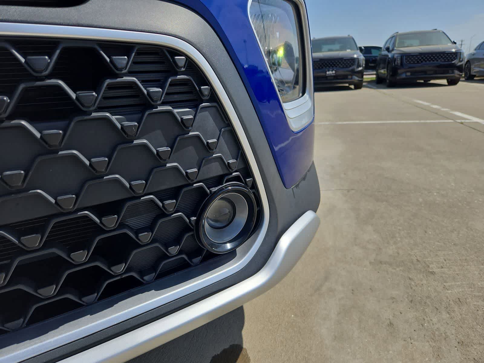 Thumbnail: 2022 Kia Soul - 10