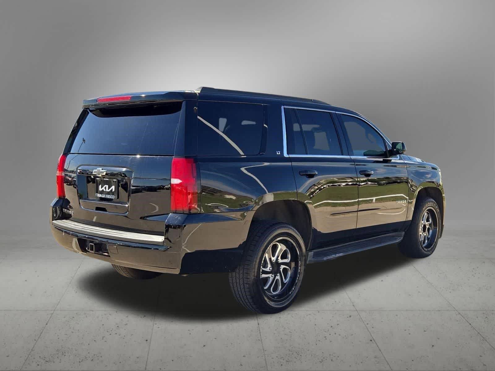 Thumbnail: 2019 Chevrolet Tahoe - 6