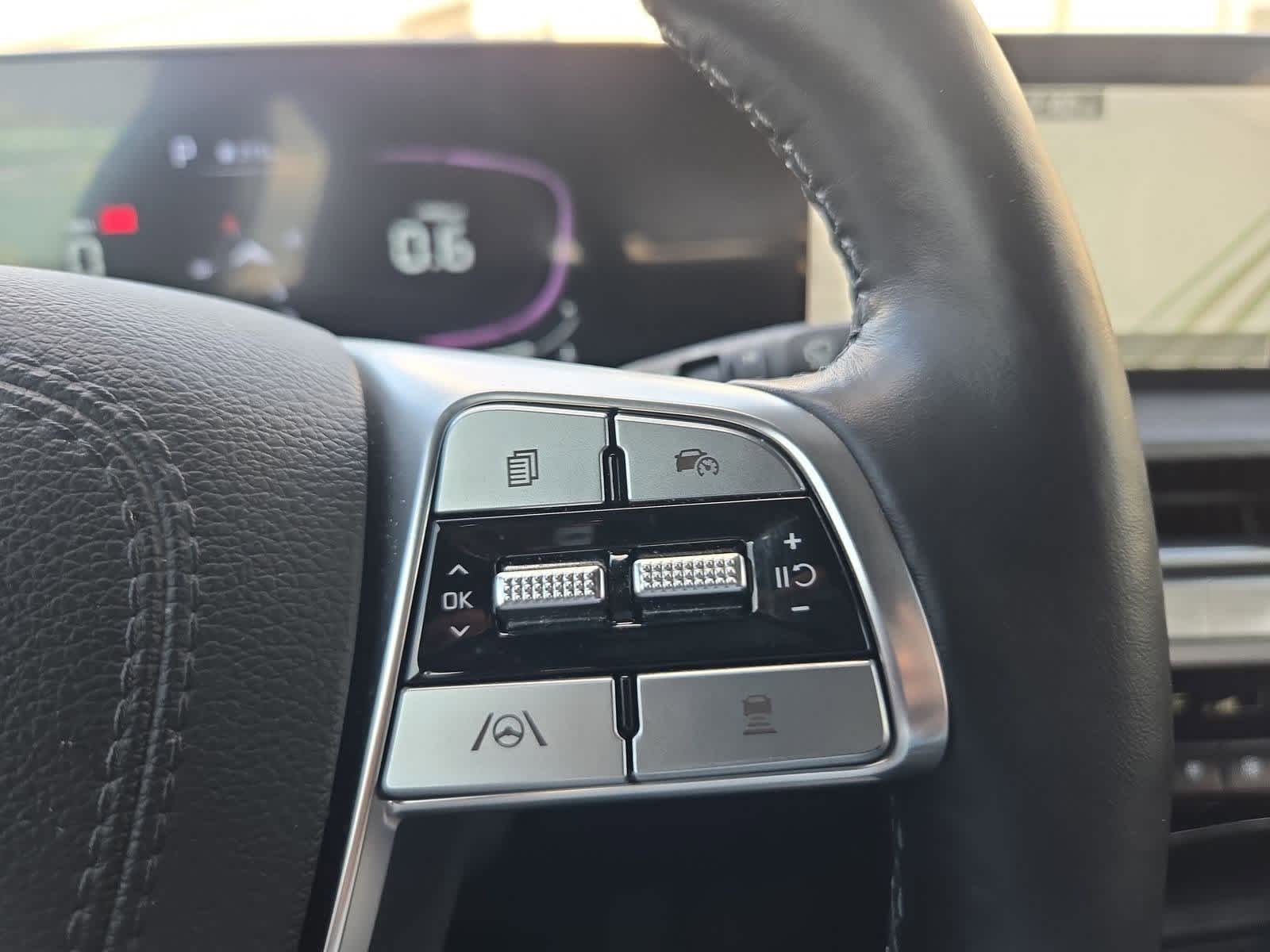 Thumbnail: 2024 Kia Telluride - 25