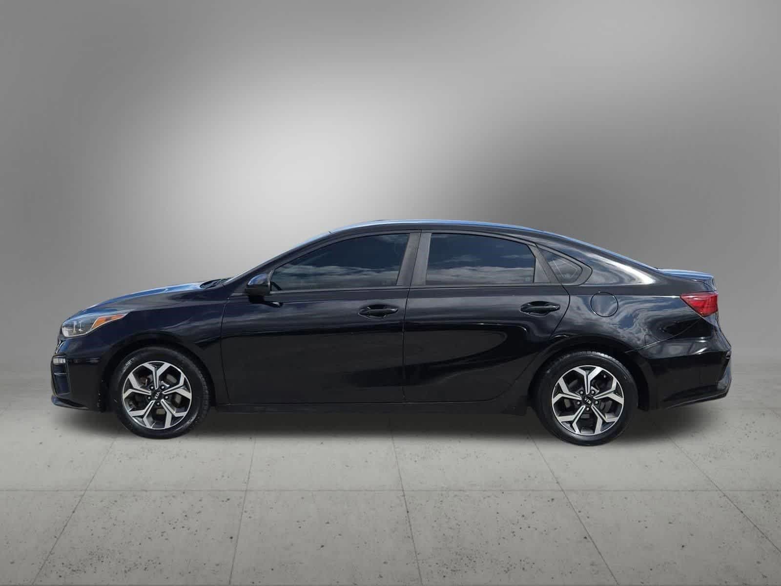 Thumbnail: 2019 Kia Forte - 3