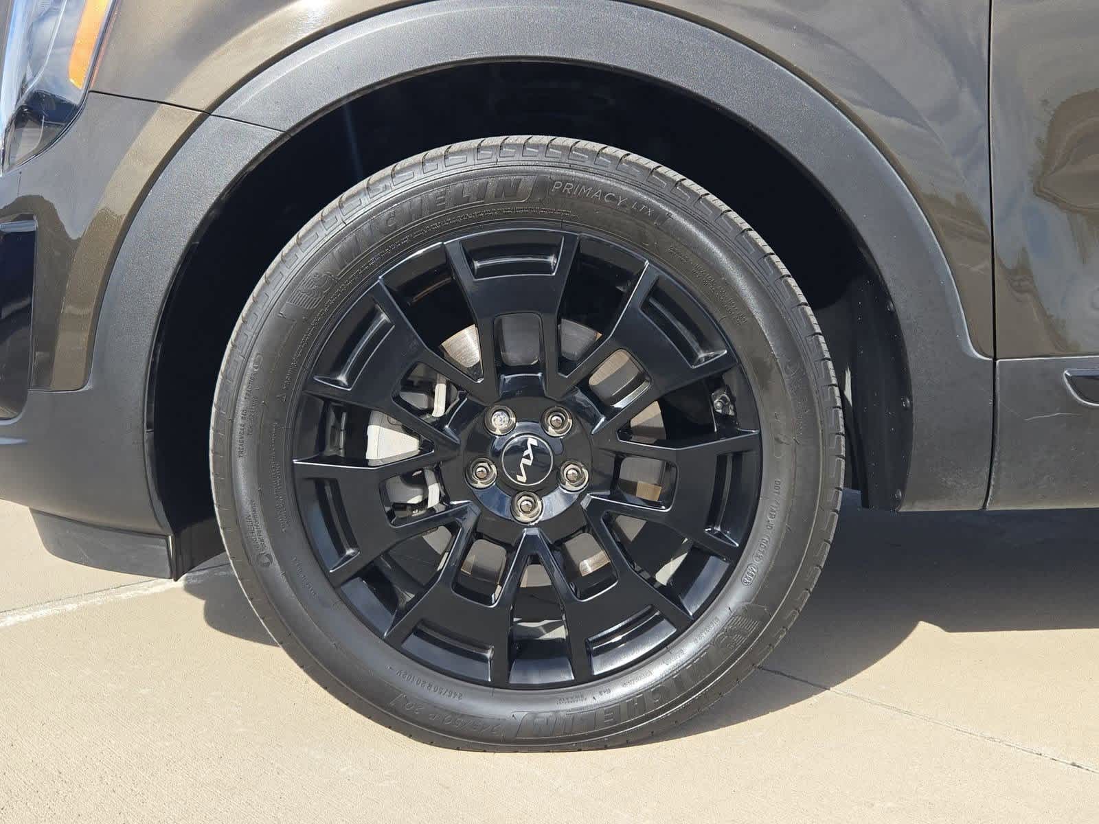 Thumbnail: 2022 Kia Telluride - 12