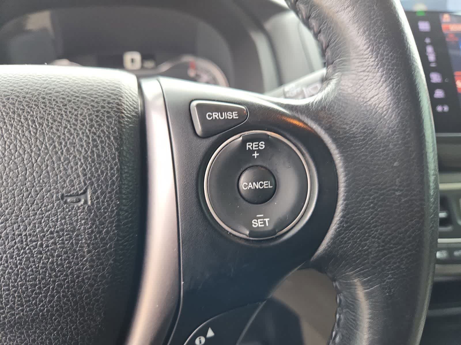 Thumbnail: 2016 Honda Pilot - 25