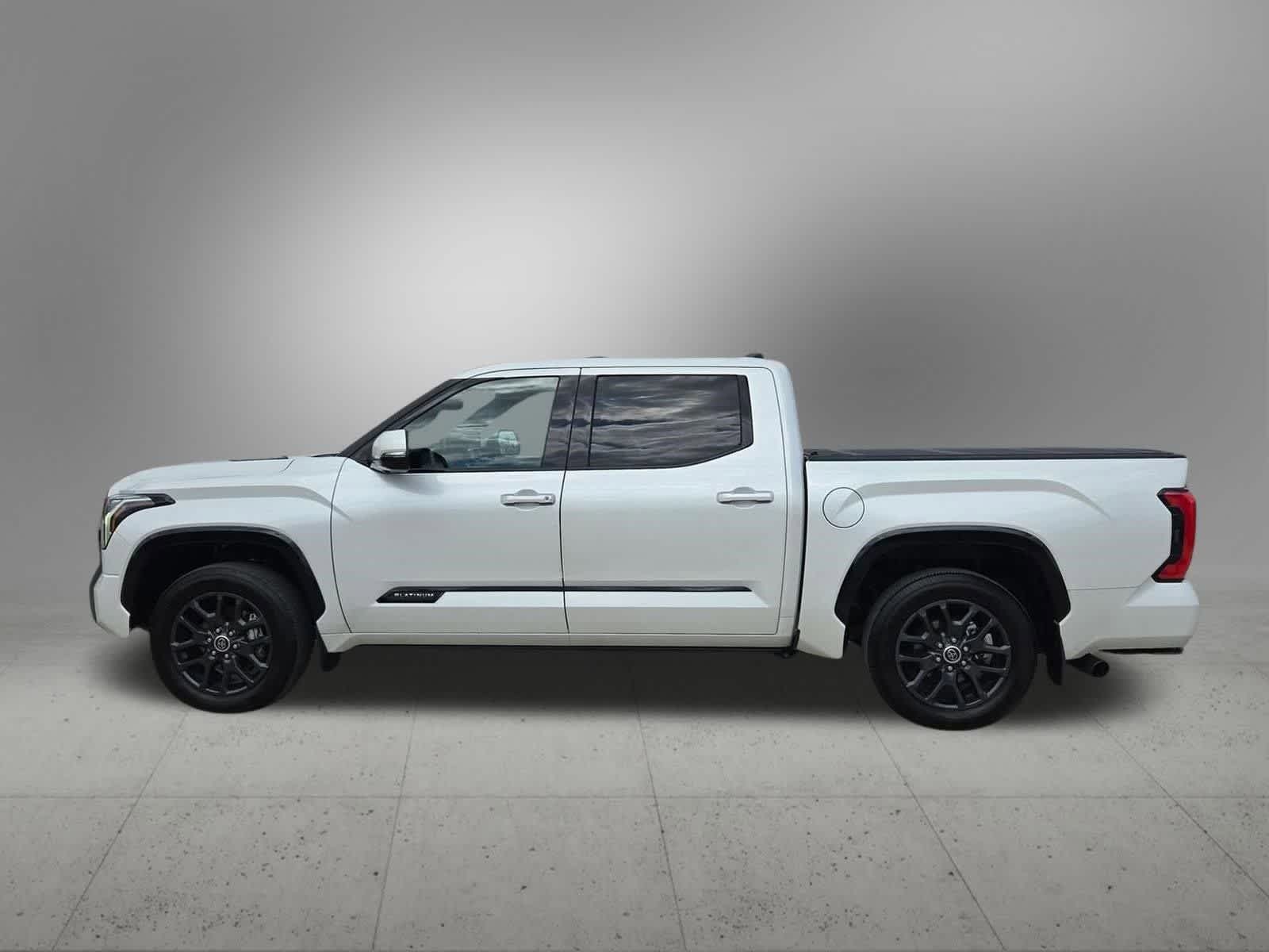 Thumbnail: 2023 Toyota Tundra - 3