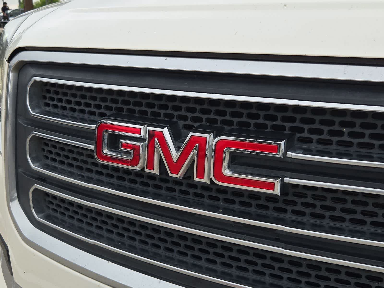 Thumbnail: 2015 GMC Acadia - 10