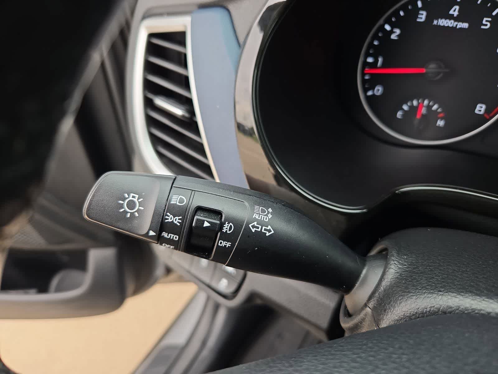 Thumbnail: 2023 Kia Seltos - 24