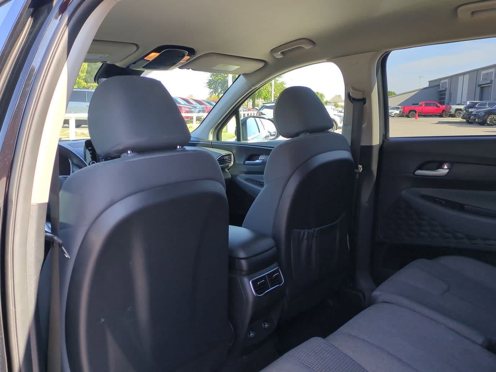 Thumbnail: 2021 Hyundai Santa Fe - 17