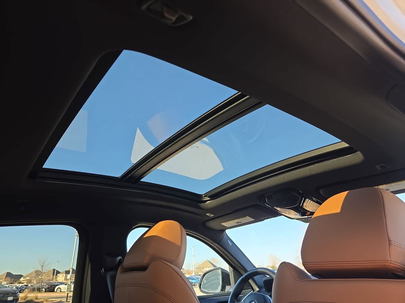 Thumbnail: 2023 BMW X4 - 21