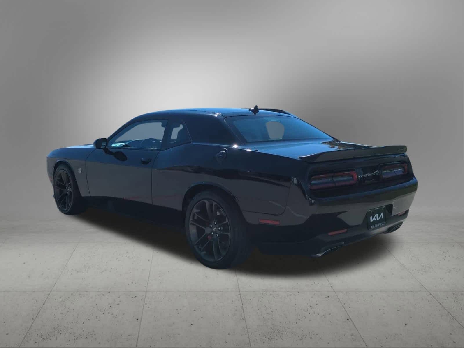 Thumbnail: 2022 Dodge Challenger - 4