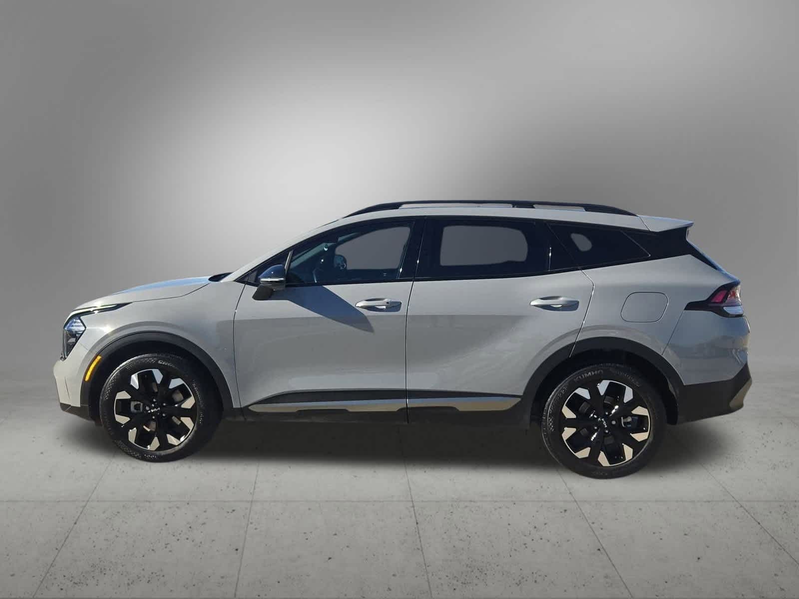 Thumbnail: 2023 Kia Sportage - 3