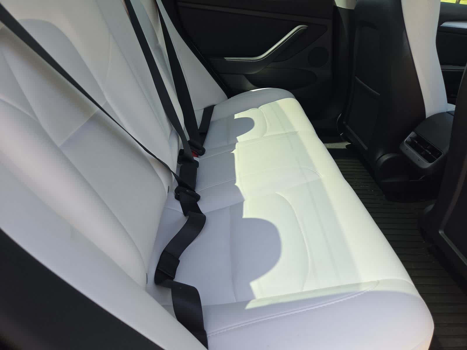 Thumbnail: 2023 Tesla Model 3 - 17
