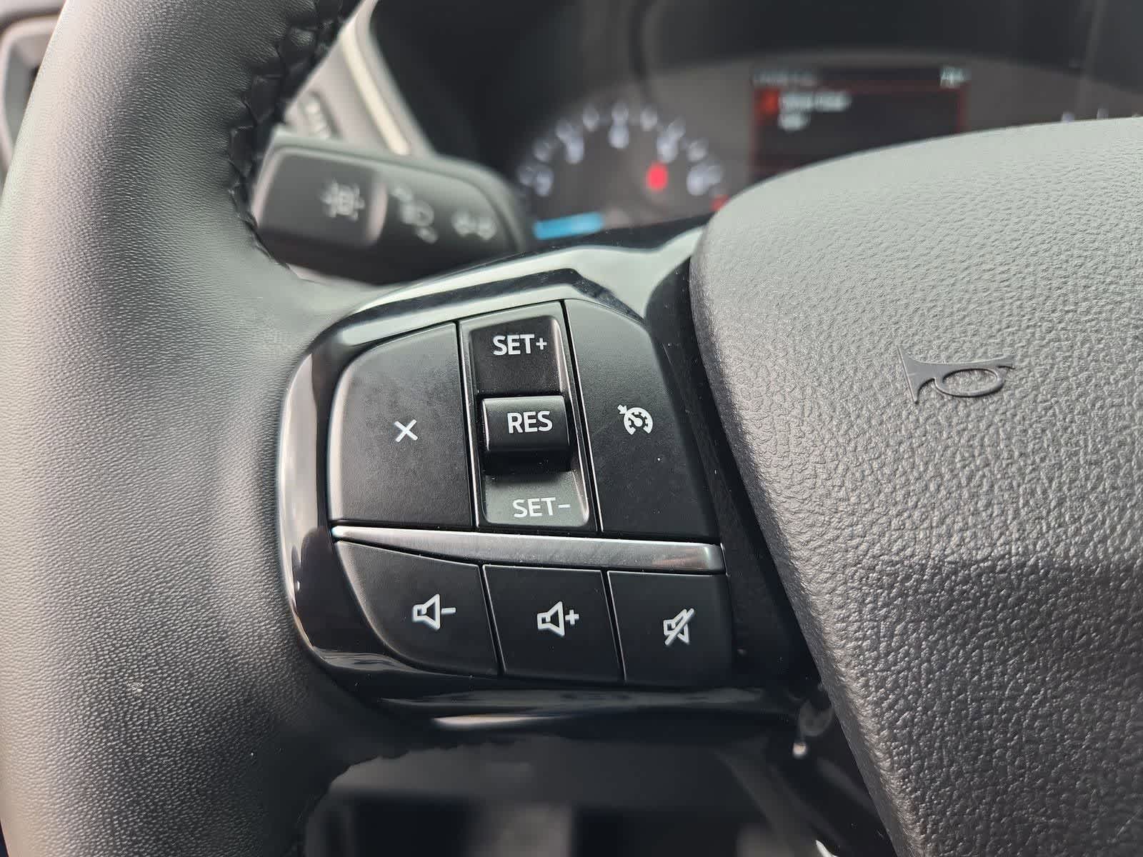 Thumbnail: 2022 Ford Escape - 21