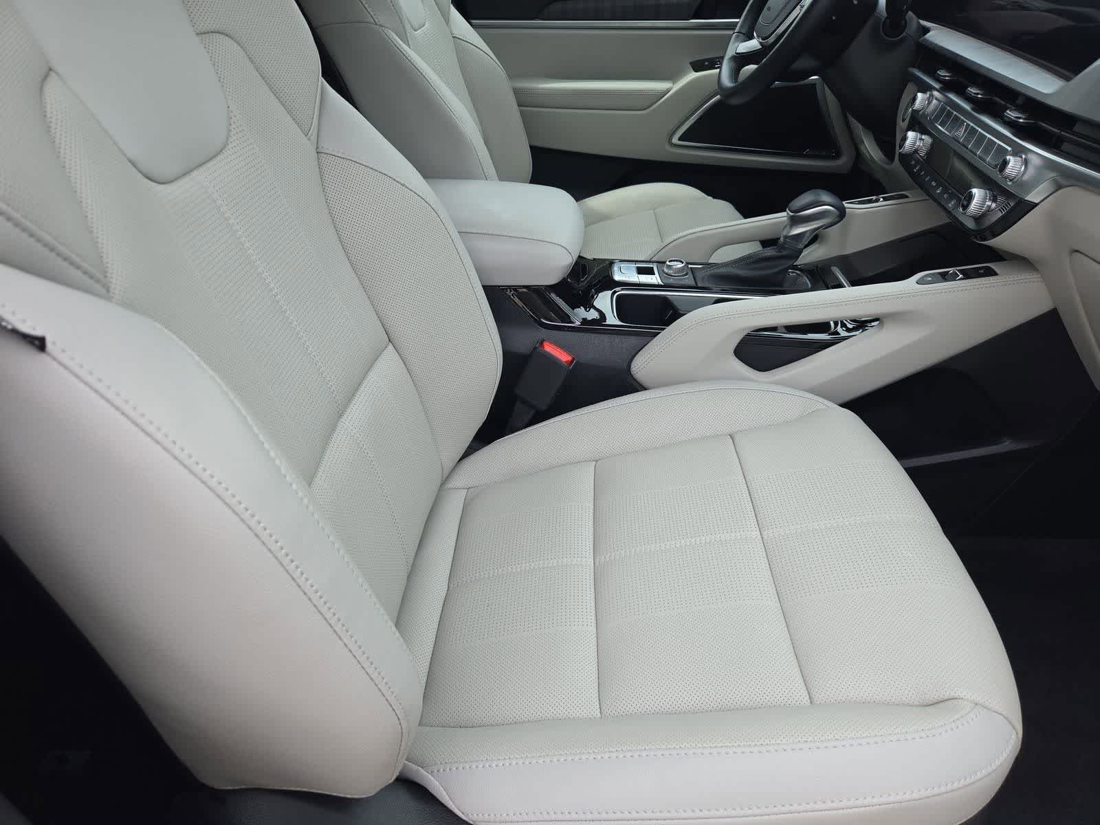 Thumbnail: 2025 Kia Telluride - 21