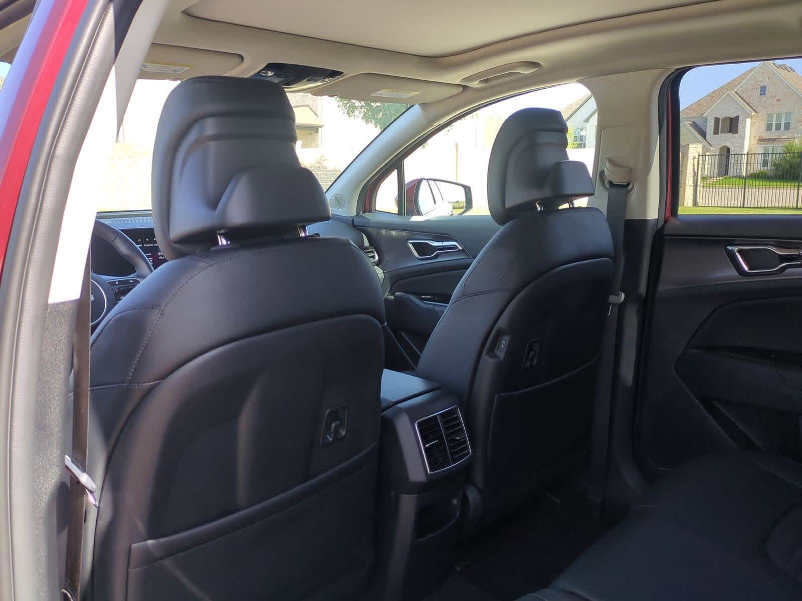 Thumbnail: 2025 Kia Sportage - 17