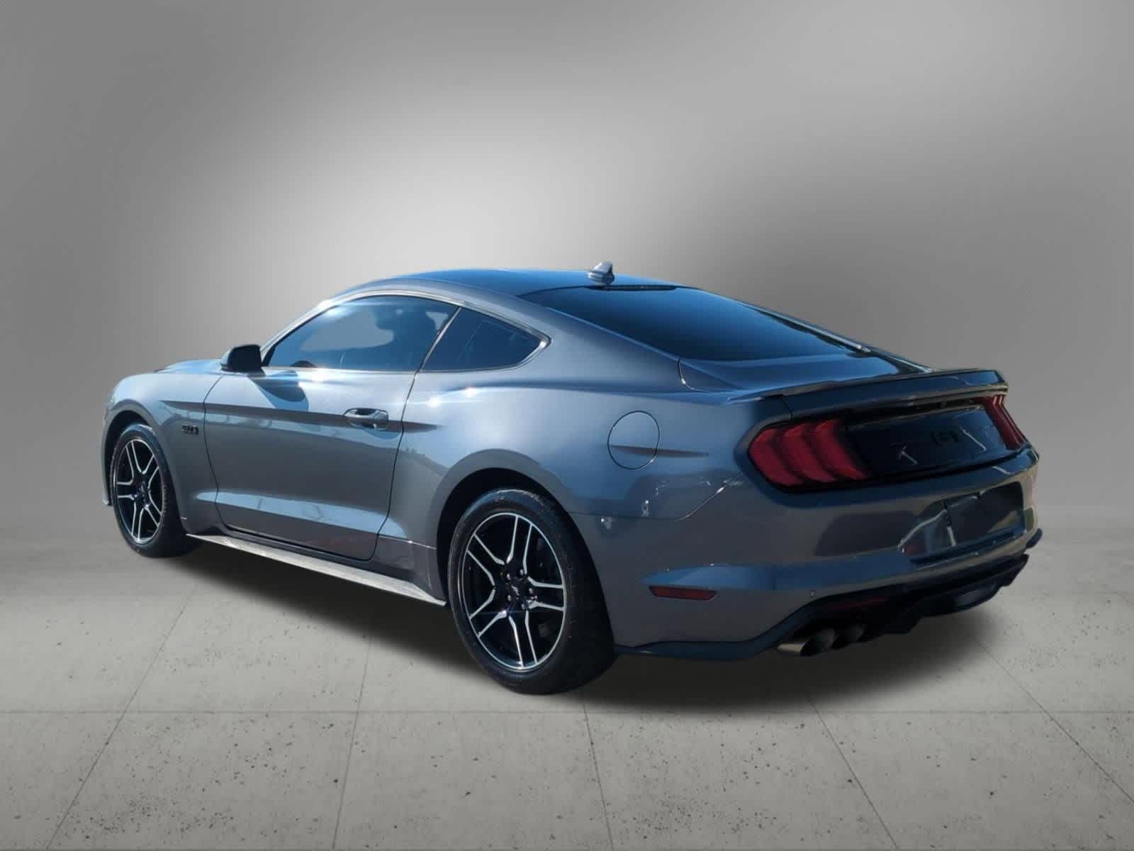 2021 Ford Mustang GT photo 4