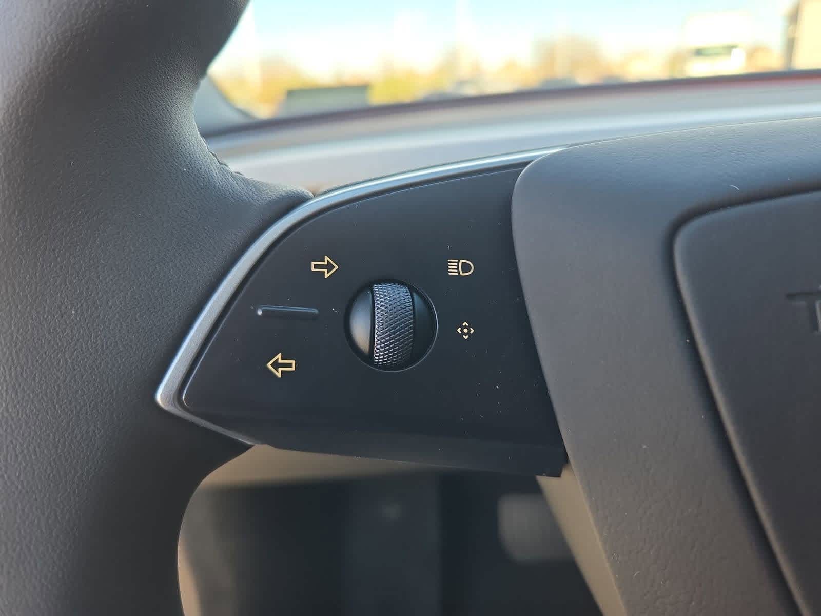 Thumbnail: 2025 Tesla Model 3 - 21