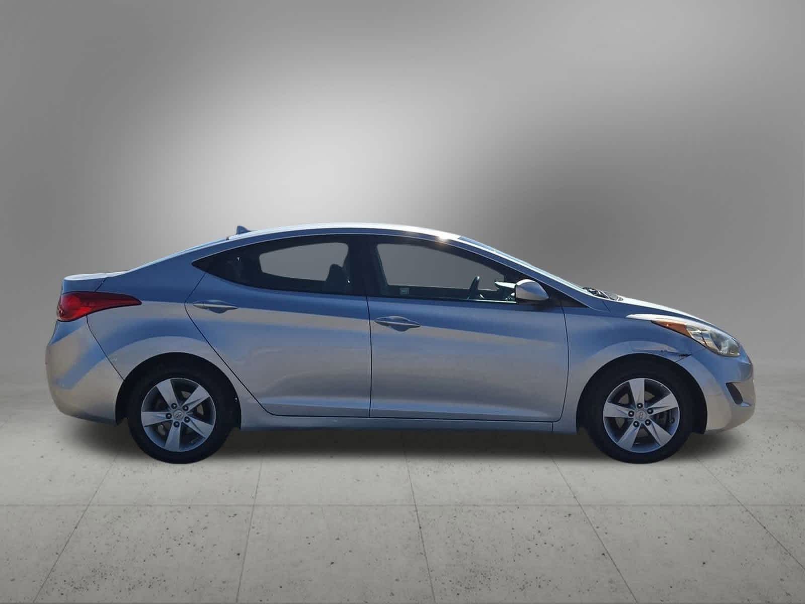 Thumbnail: 2013 Hyundai Elantra - 7